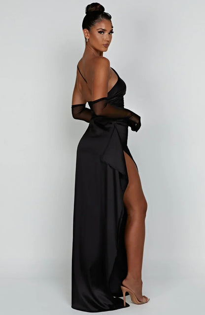 Robe de soirée satinée élégante