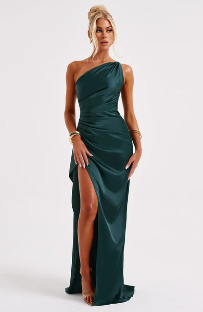 Robe de soirée satinée élégante