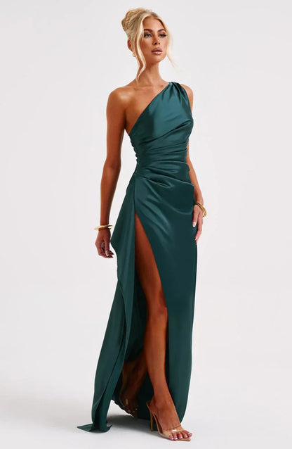 Robe de soirée satinée élégante