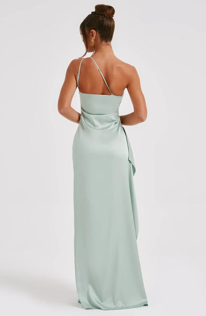 Robe de soirée satinée élégante