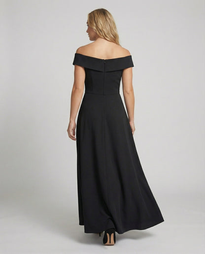Robe longue élégante épaules dénudées