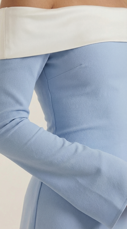 Robe courte femme épaules dénudées moulante